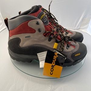Asolo hiking boots Size 11. NWT